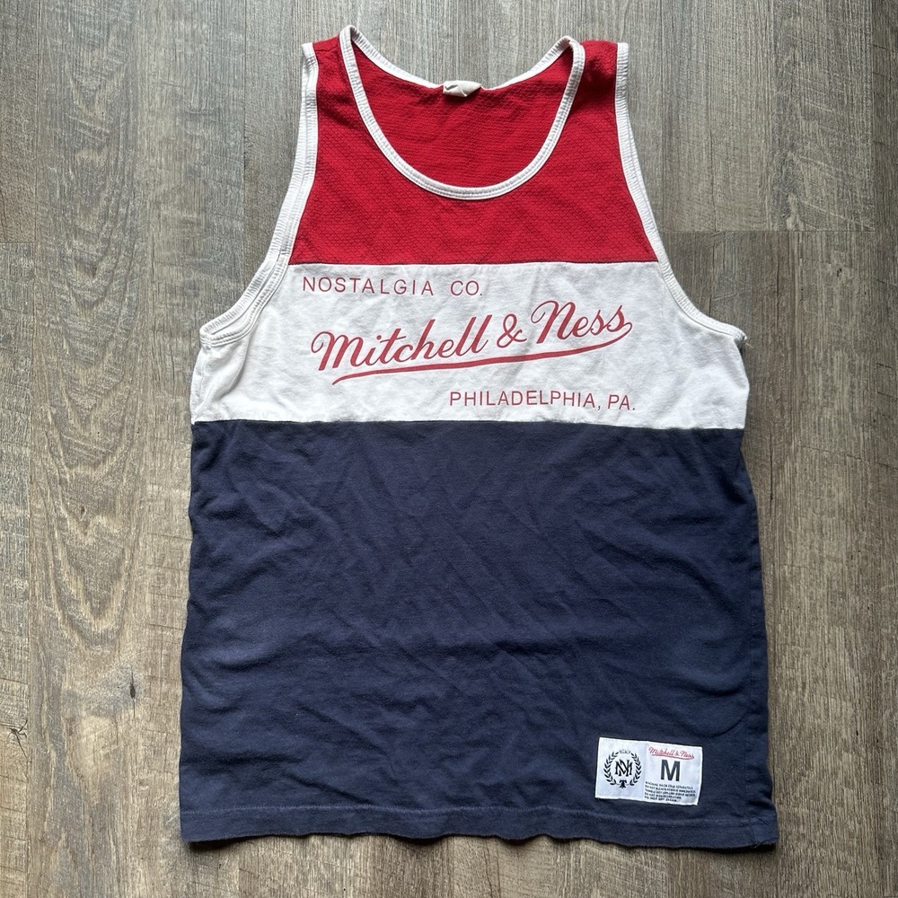 Mitchell & Ness Nostalgia CO. PHILADELPHIA,PA. 76ers SIZE MED TANK Top